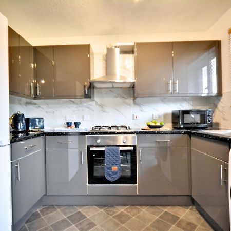 Manchester Townhouse By Bevolve - 4 Bedrooms - Free Parking Dış mekan fotoğraf